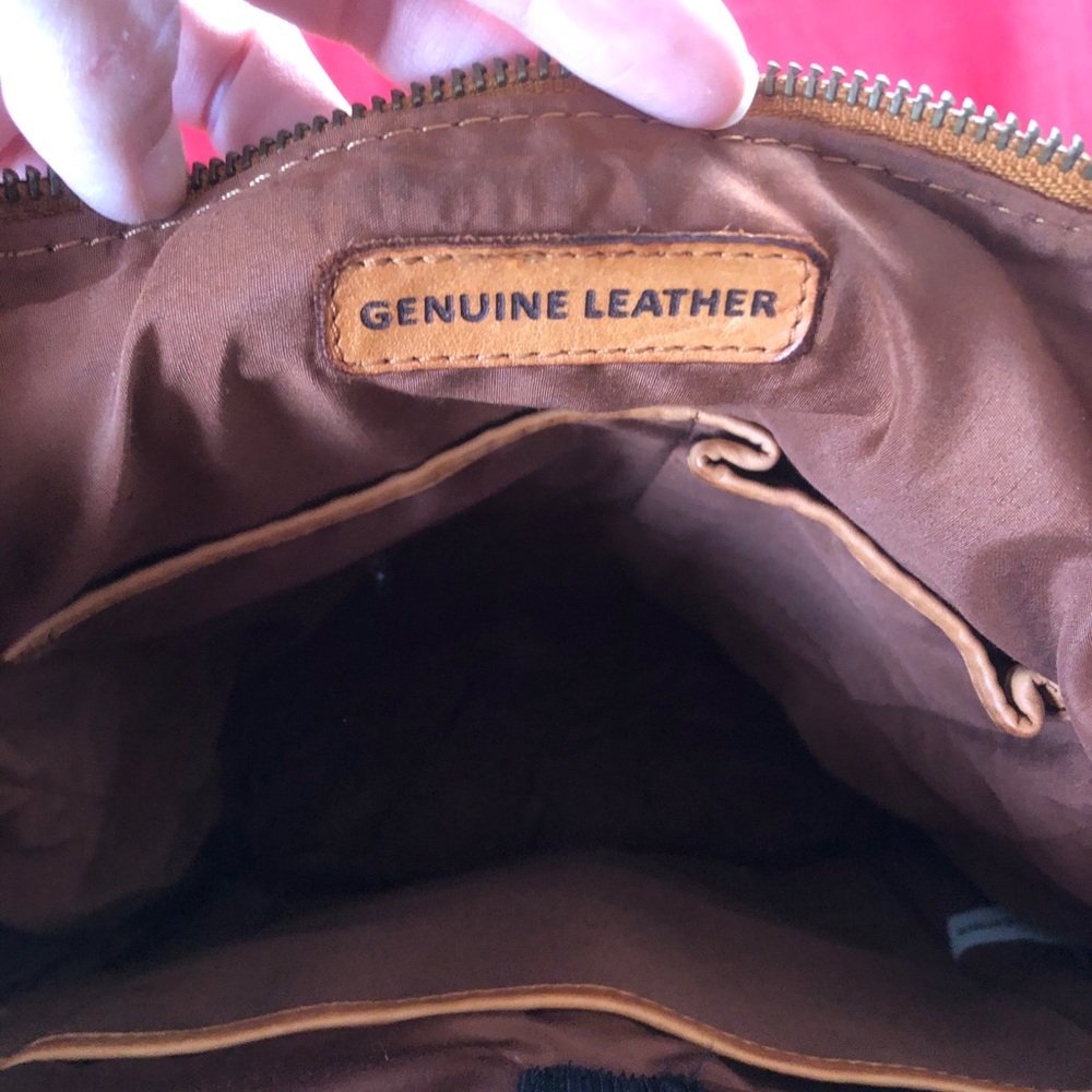 Leather backpack - Picture 6 of 11